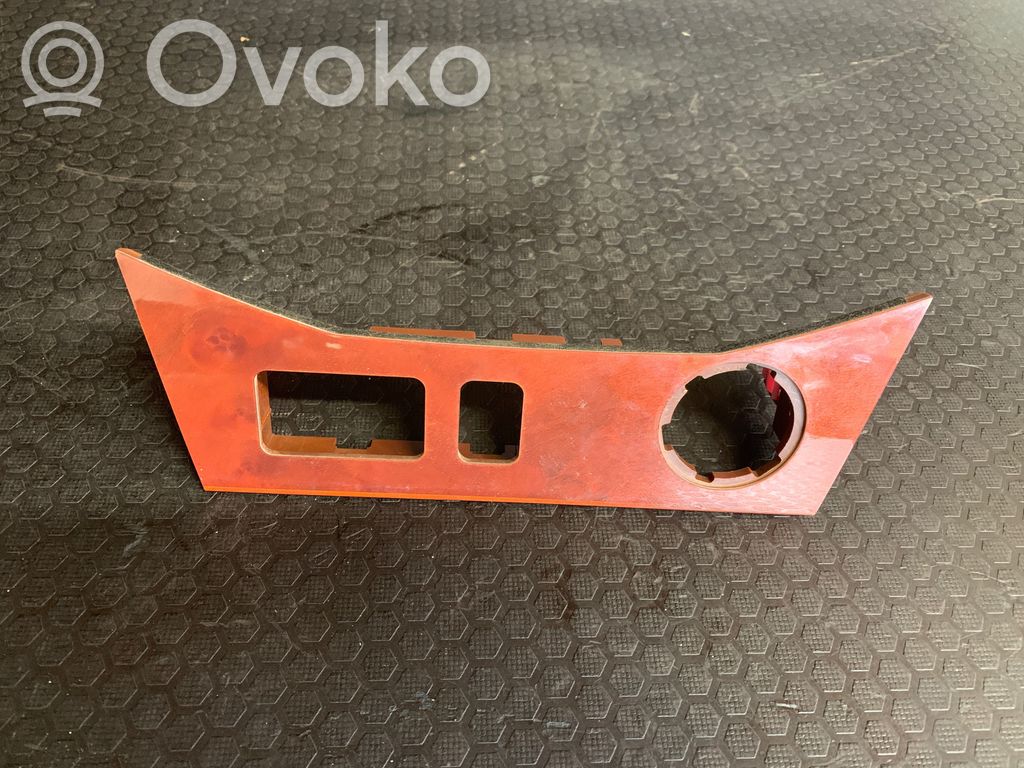 Lexus RX 330 - 350 - 400H Embellecedor de la consola central 