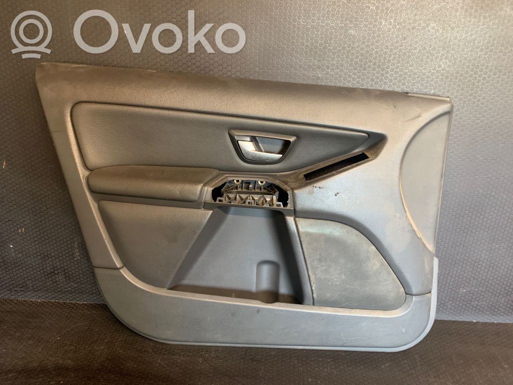 Volvo XC90 Front door card panel trim 