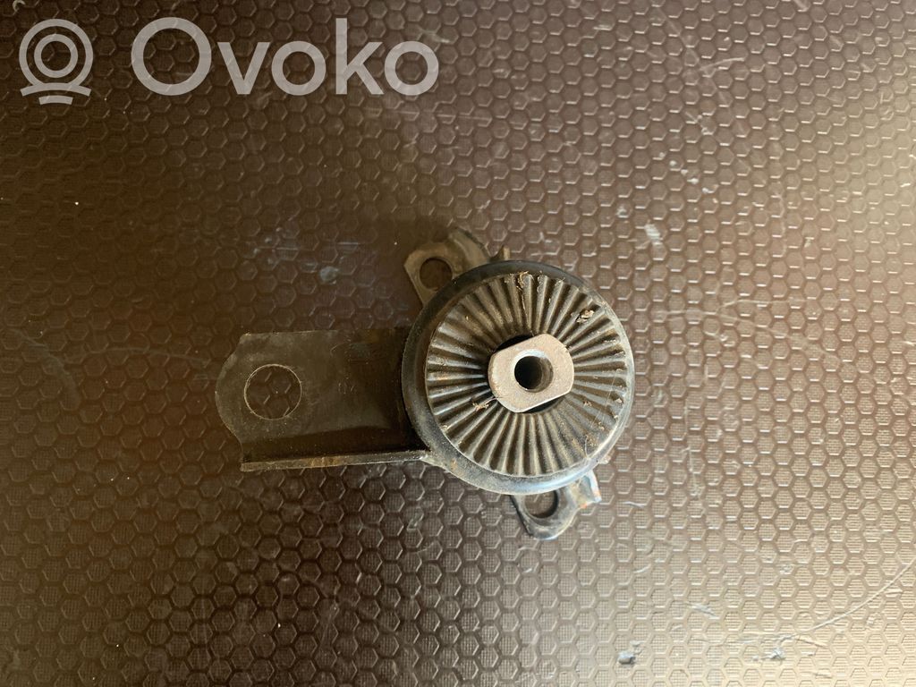Ford Fiesta Dzinēja spilvens 
