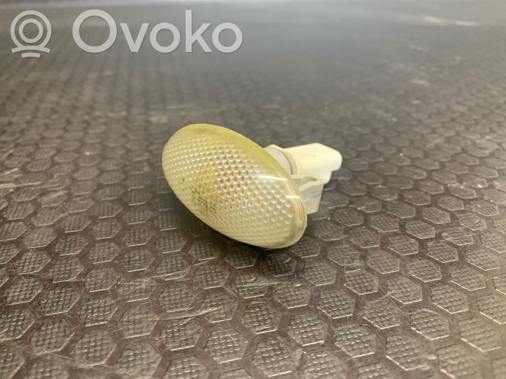 Citroen C5 Front fender indicator light 