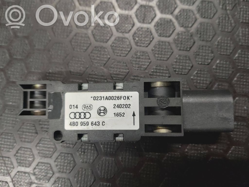 Audi A6 S6 C5 4B Czujnik uderzenia Airbag 