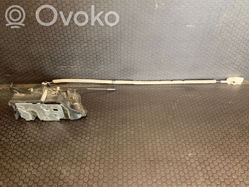 BMW 3 E46 Front door lock 