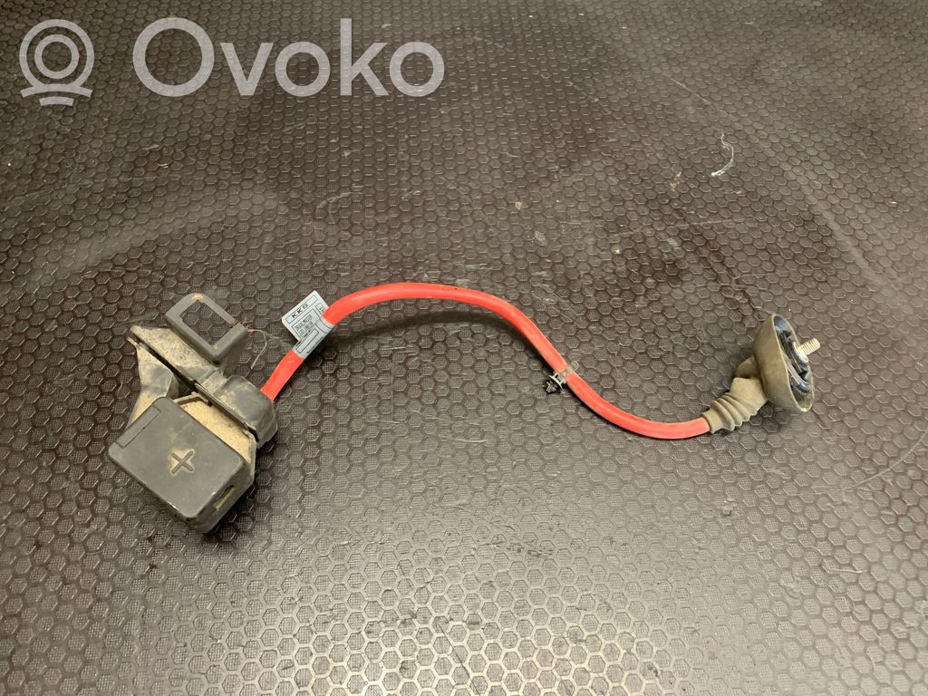 BMW 3 E46 Positive cable (battery) 