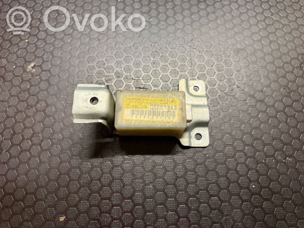 Mitsubishi Galant Airbagsensor Crashsensor Drucksensor 
