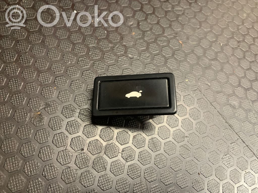 Volkswagen Phaeton Tailgate/trunk/boot exterior handle 