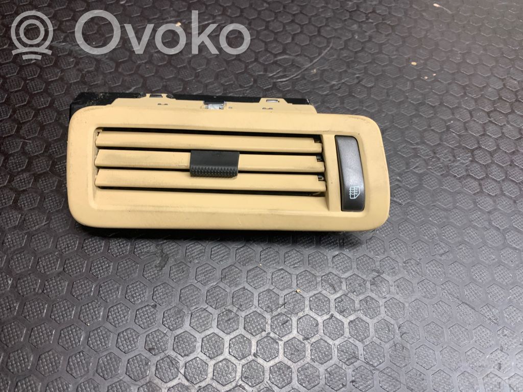 Volkswagen Phaeton Rejilla de ventilación trasera 