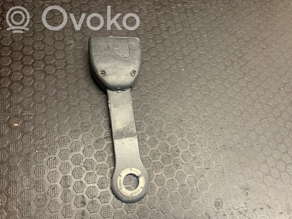 Toyota Corolla Verso AR10 Sagtis diržo galine 
