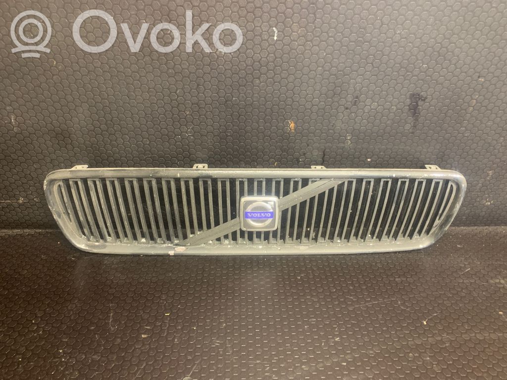 Volvo V50 Front grill 