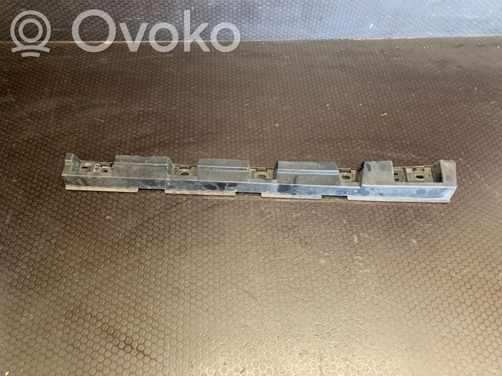 BMW X1 E84 Pastiprinimas slenksčio 