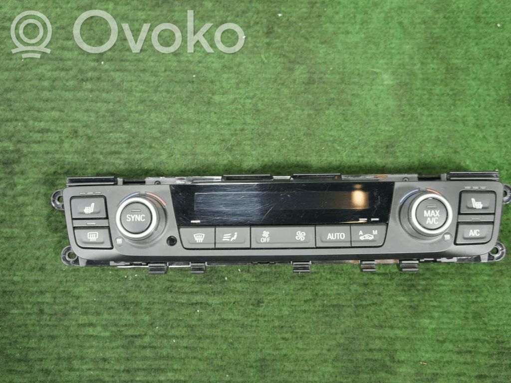 Console centrale, commande chauffage/clim   64119361799
