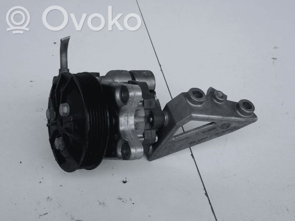 BMW 5 E60 E61 Power steering pump 