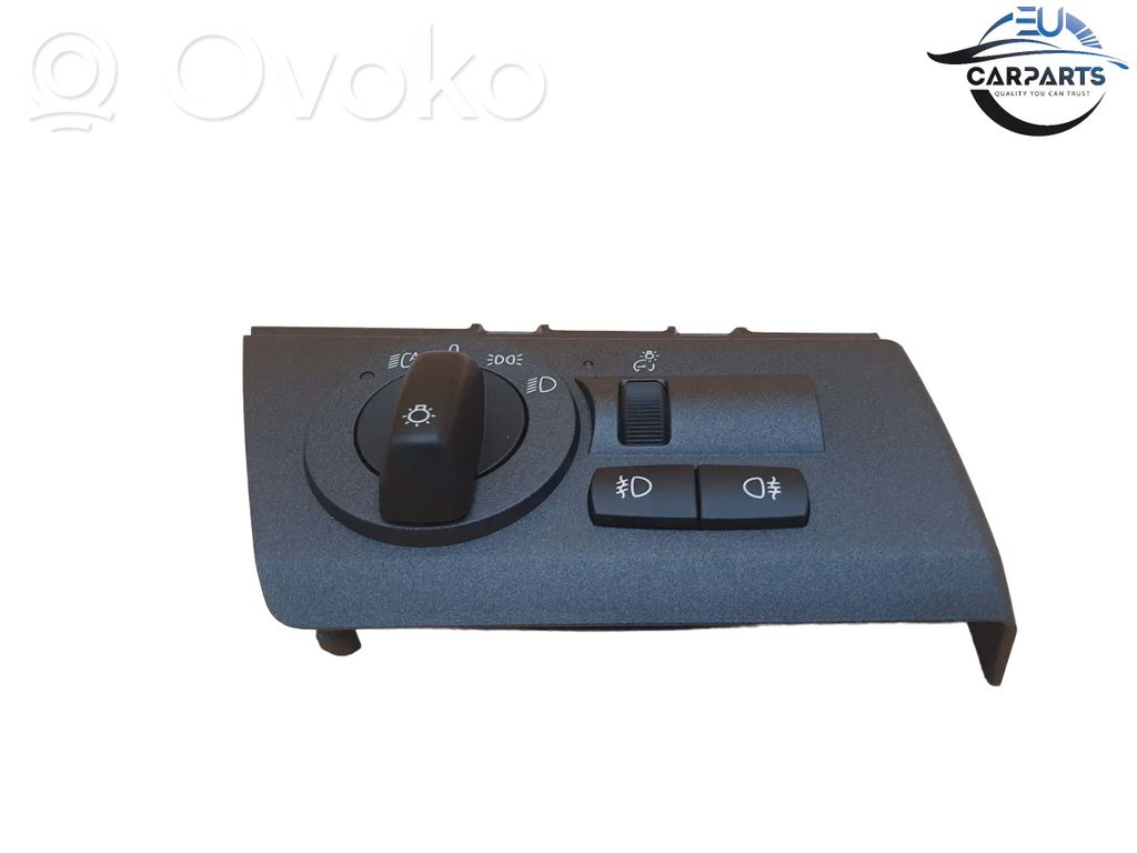 BMW X3 E83 Center console 