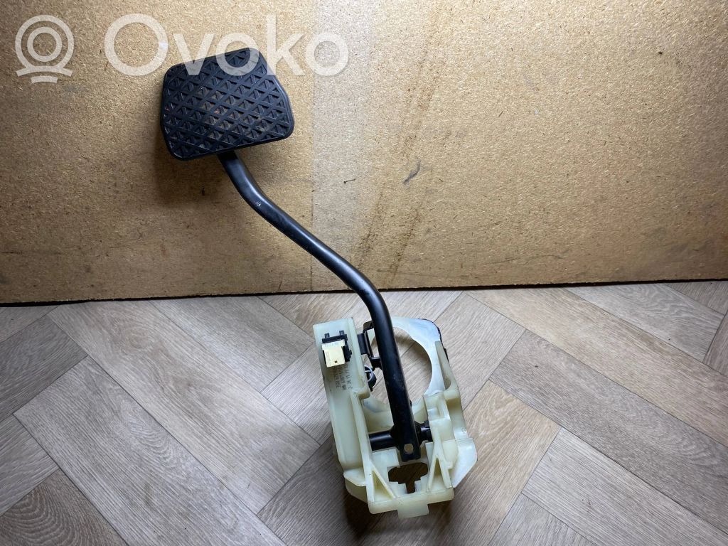 BMW 3 F30 F35 F31 Stabdžių pedalas 