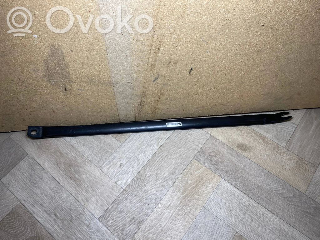 BMW 1 E81 E87 Other engine bay part 