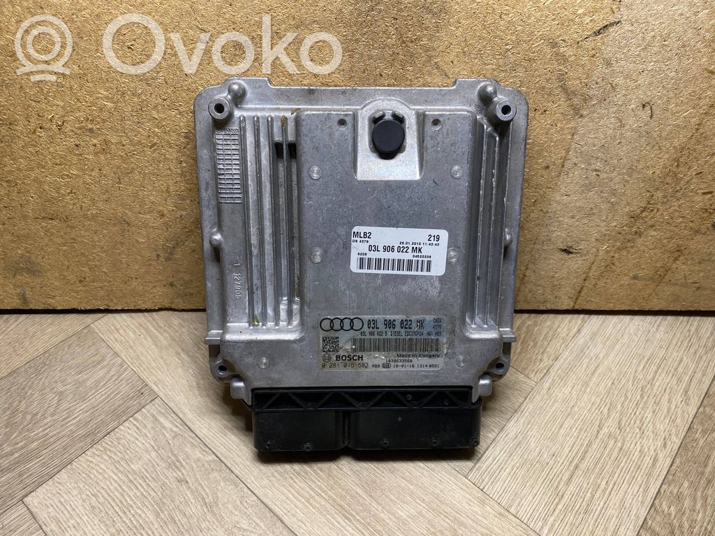Audi A5 8T 8F Engine control unit/module 