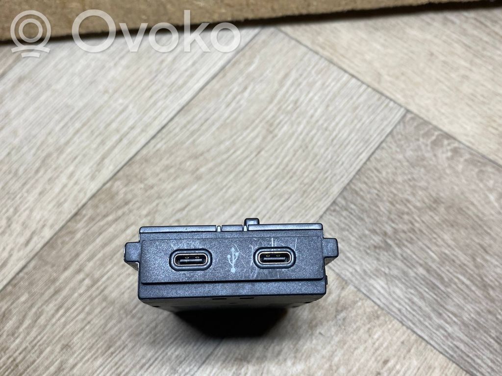 Volkswagen T-Roc Enchufe conector USB 