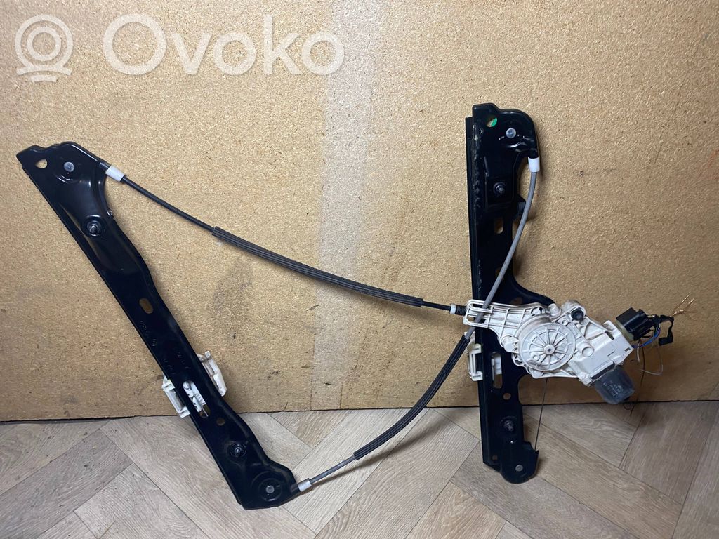 BMW 1 E81 E87 Regulador de puerta delantera con motor 