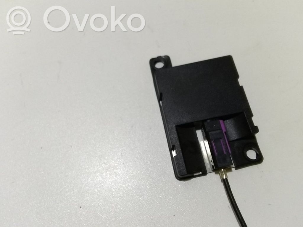 BMW 7 E65 E66 Bluetooth antenna 
