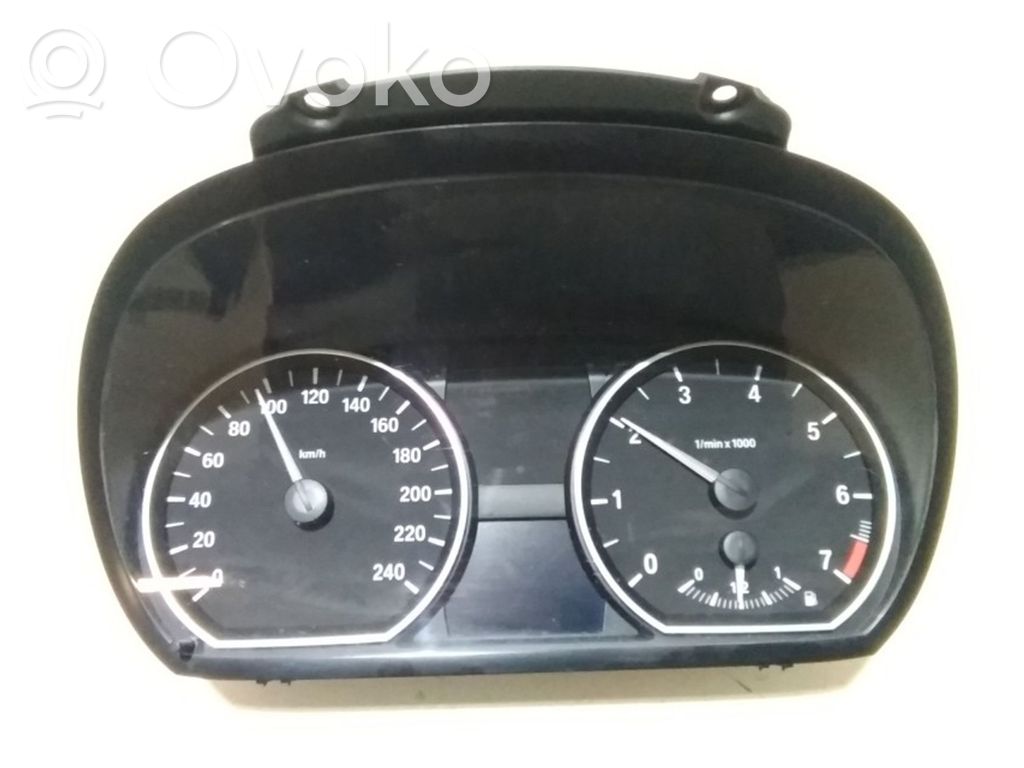 BMW 1 E81 E87 Nopeusmittari (mittaristo) 