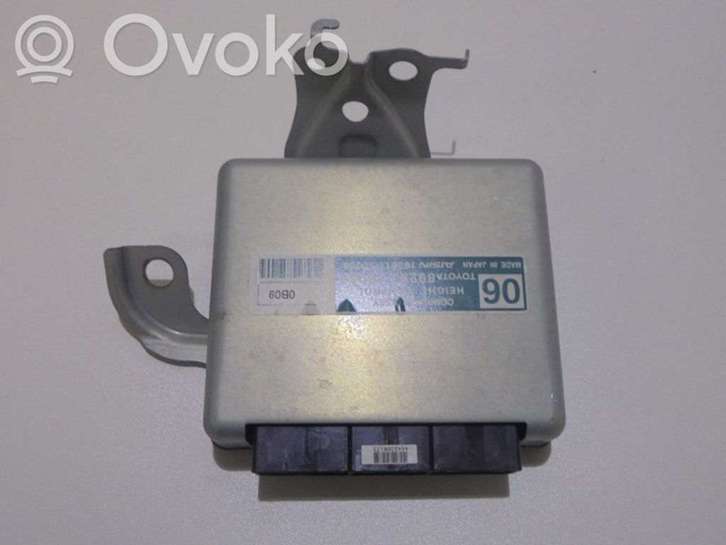Lexus RX 450H Module de commande suspension 