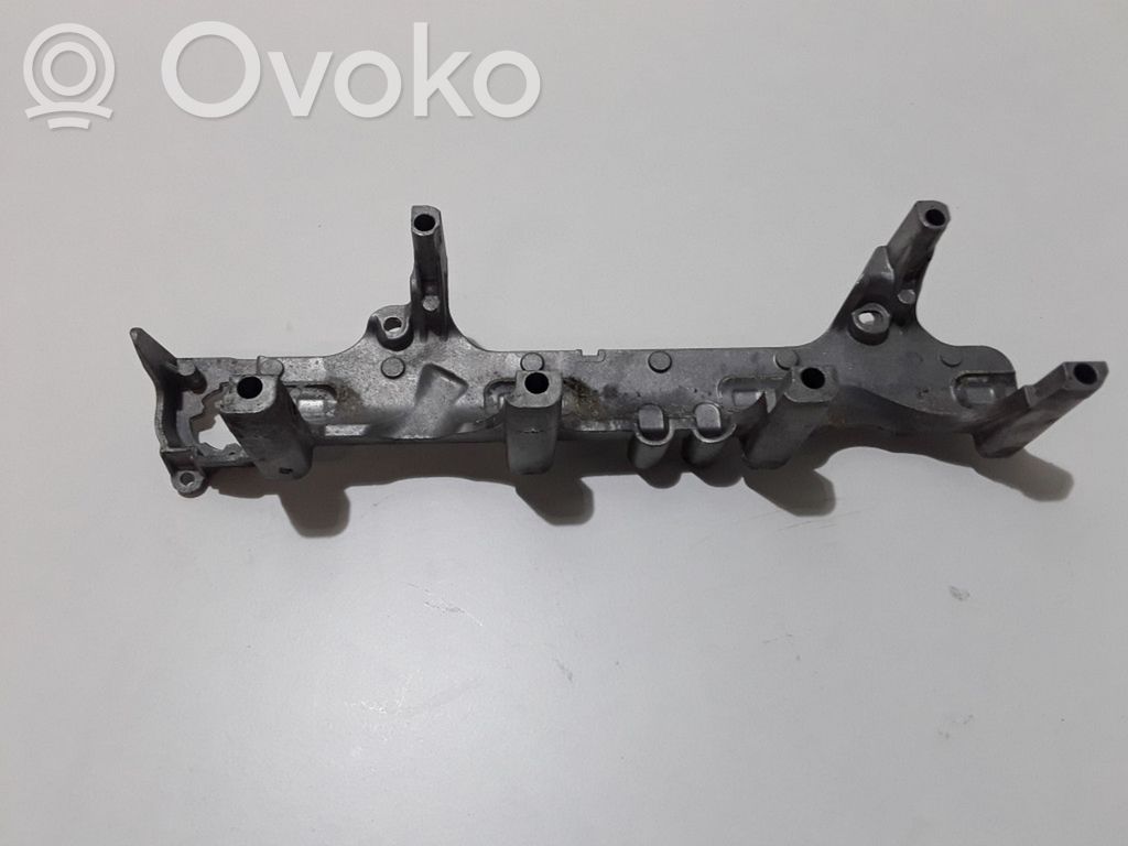 Audi A8 S8 D4 4H Fuel Injector clamp holder 