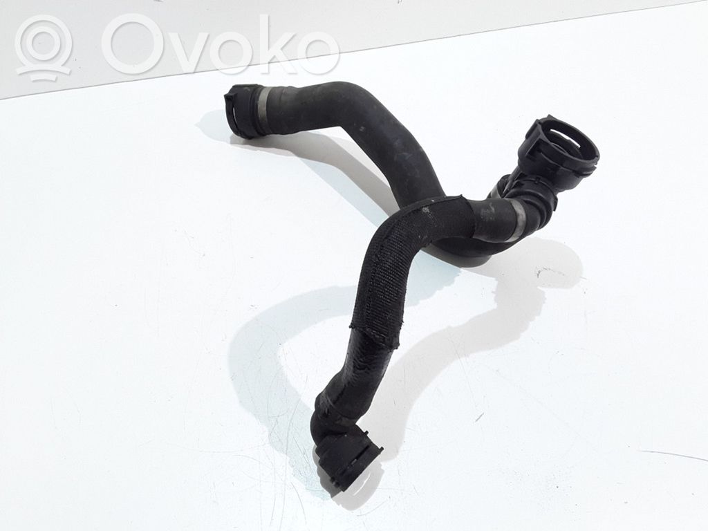 BMW X5 E70 Engine coolant pipe/hose 