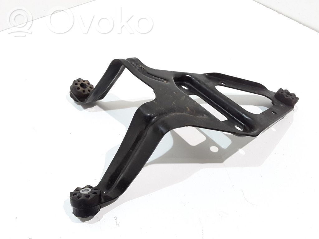 Soporte para la bomba de ABS   734606
