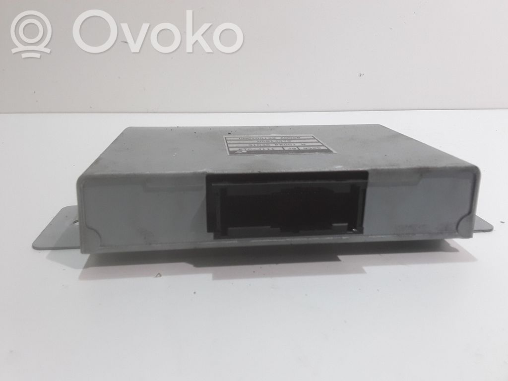 Sonstige Steuergeräte / Module   UHC10014B10028,HDB1J079,31036PR001H