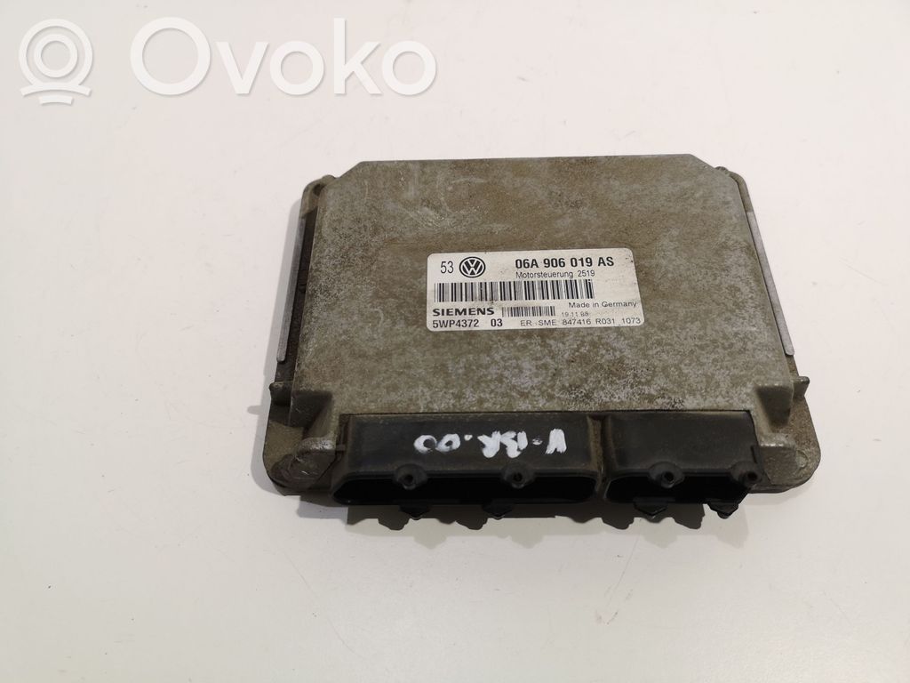Volkswagen Bora Engine control unit/module 