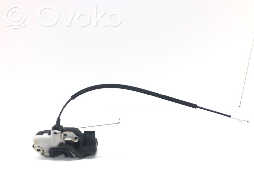 Opel Insignia A Front door lock 
