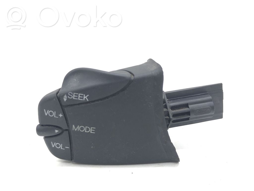 Multifunctional control switch/knob
