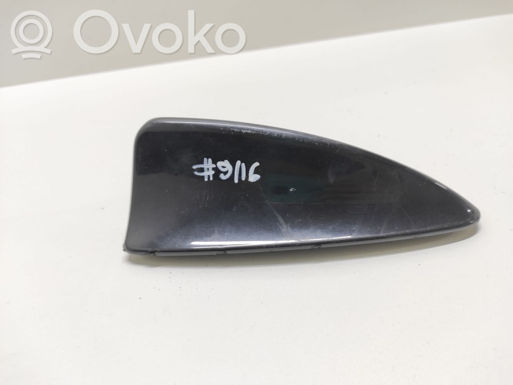 BMW 7 E65 E66 Kattoantennin (GPS) suoja 