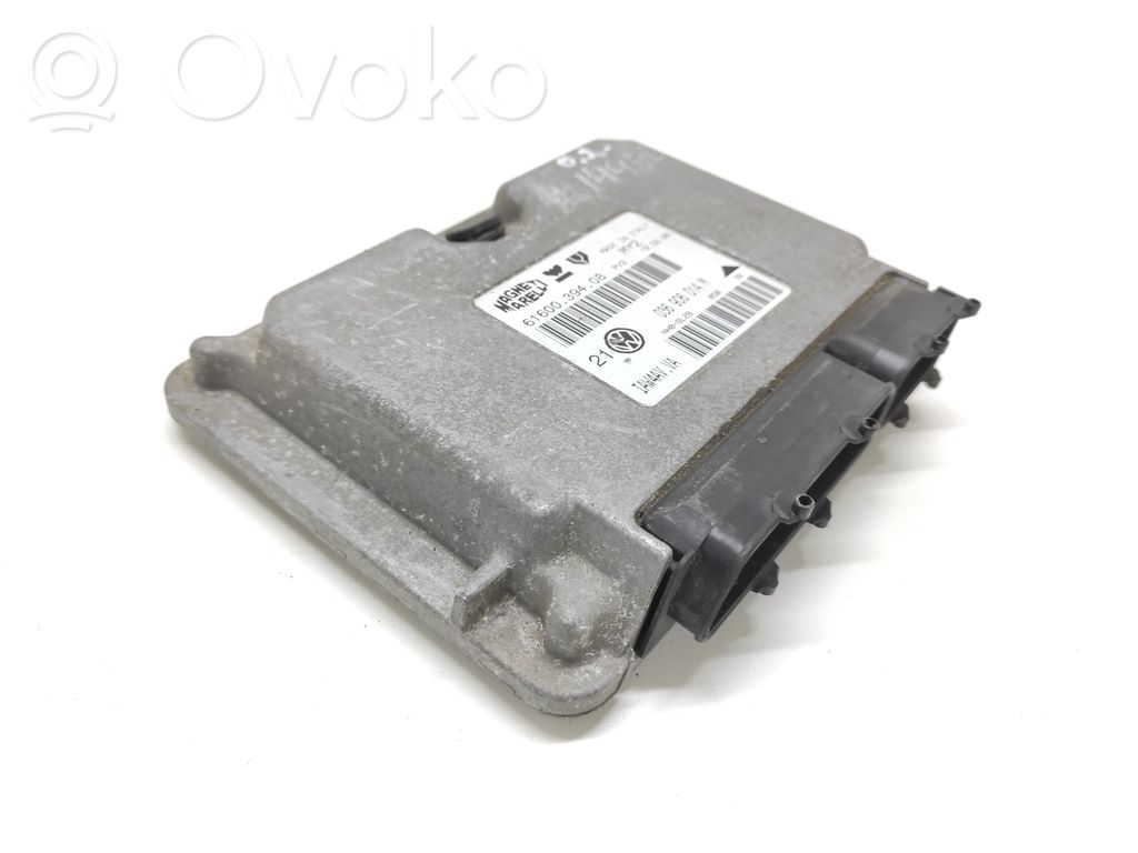 Volkswagen PASSAT B5.5 Engine control unit/module 