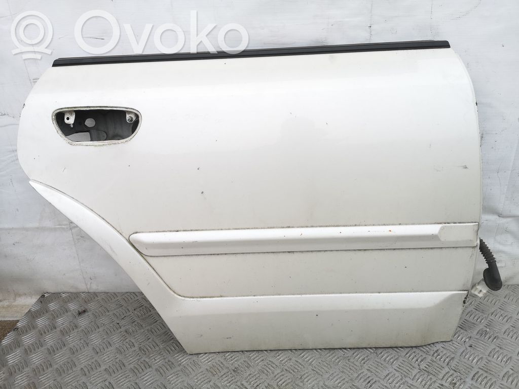 Rear door