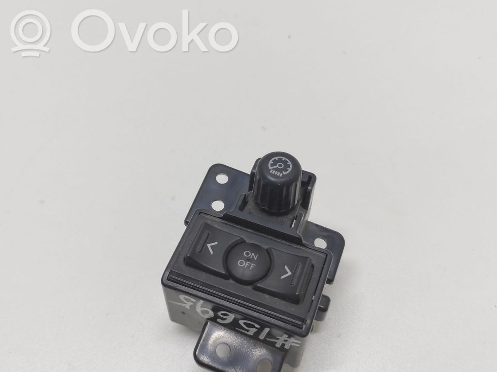Lexus IS 220D-250-350 Panel lighting control switch 