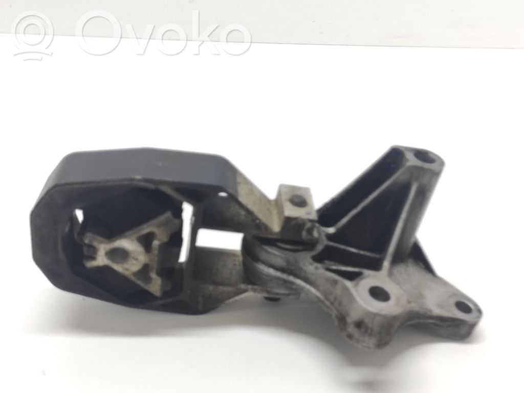 Ford C-MAX II Engine mount bracket 