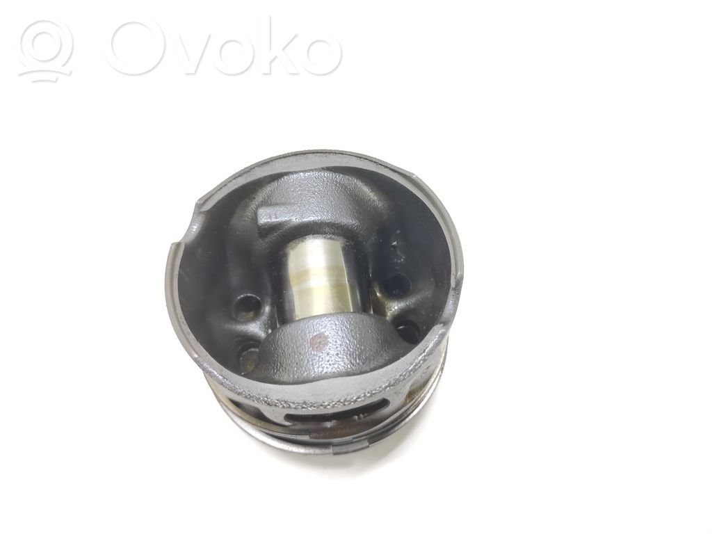 Piston   H268X