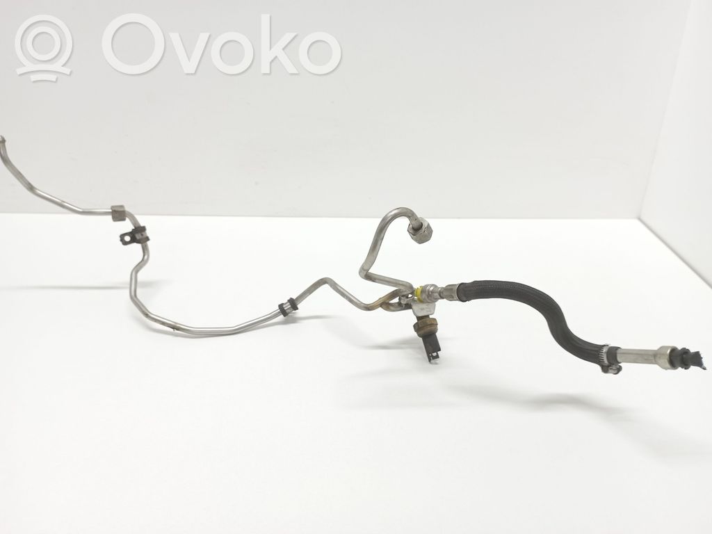 BMW 7 F01 F02 F03 F04 Fuel pressure sensor 