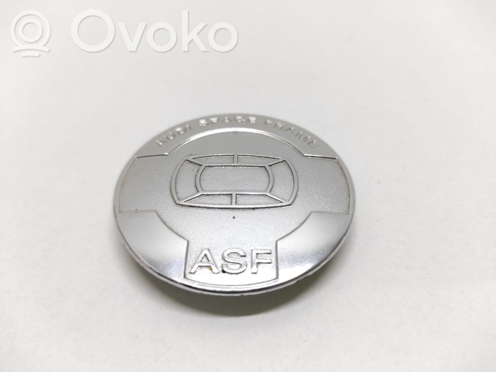 Audi A8 S8 D2 4D Gamintojo ženkliukas 