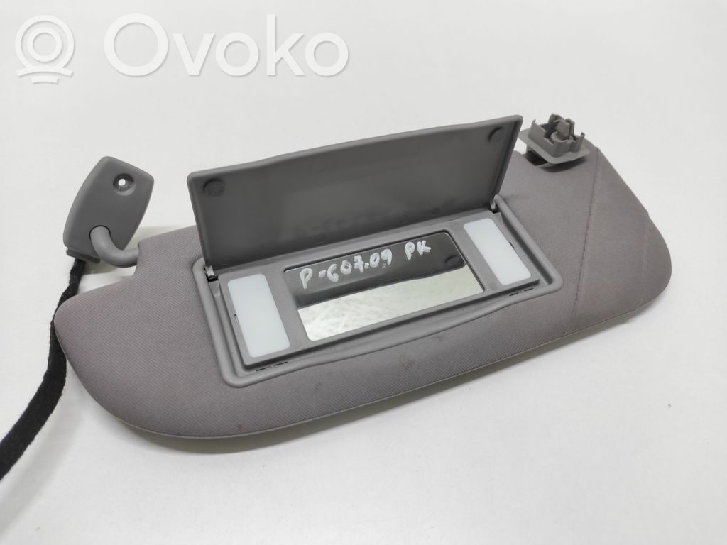 Sun visor