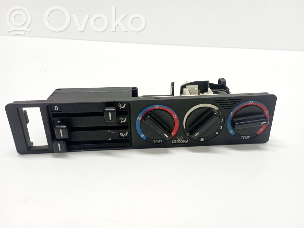 BMW 5 E34 Climate control unit 