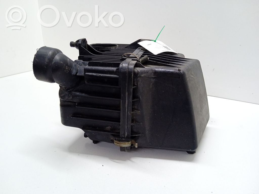 Mazda CX-7 Air filter box 