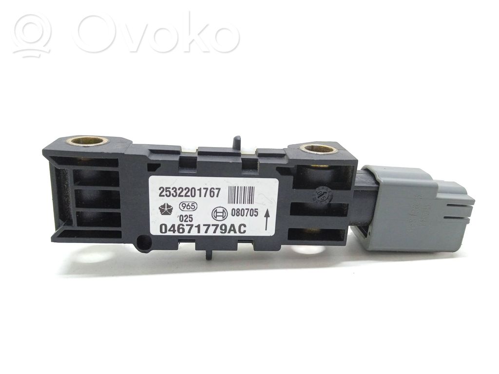 Jeep Grand Cherokee (WK) Airbag deployment crash/impact sensor 