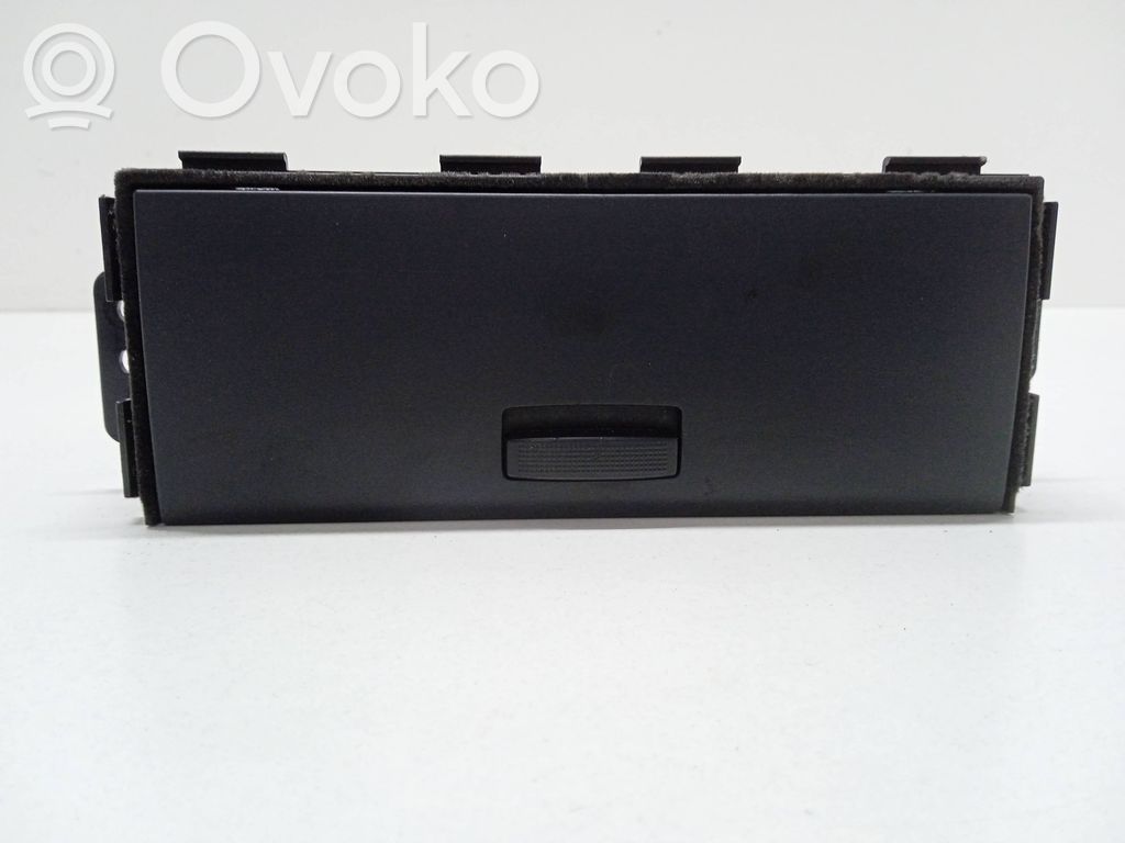 Handschuhfach   TBX38