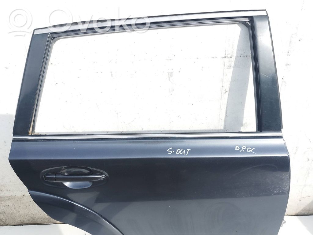 Rear door