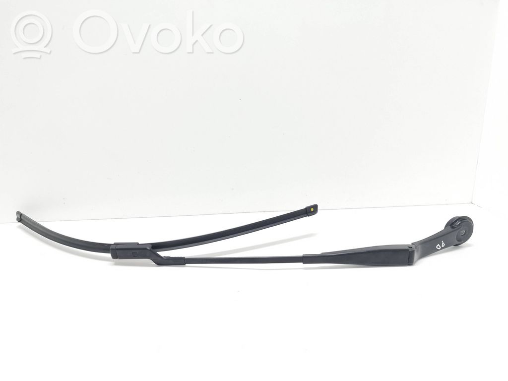 Front wiper blade arm   BM5117526BB