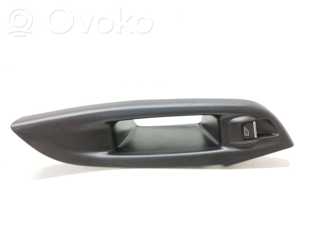 Ford Focus Electric window control switch 