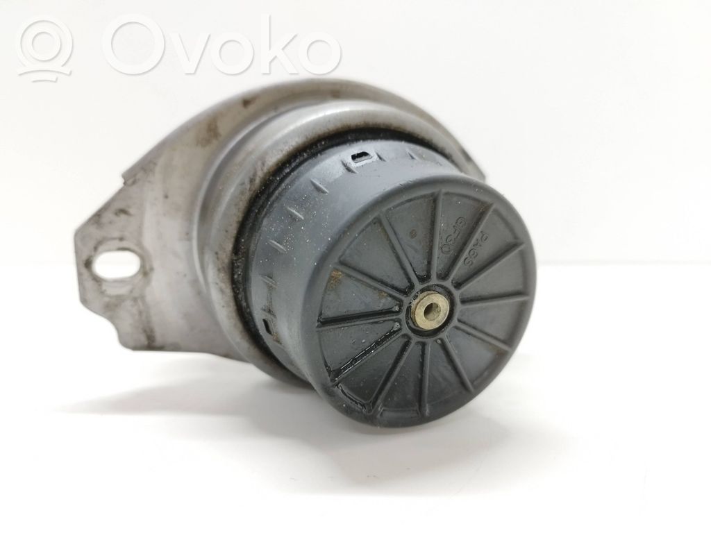 Land Rover Range Rover Sport L320 Supporto di montaggio del motore 