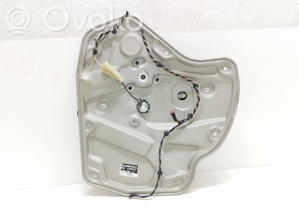 Skoda Octavia Mk2 (1Z) Mechanizm podnoszenia szyby tylnej bez silnika 