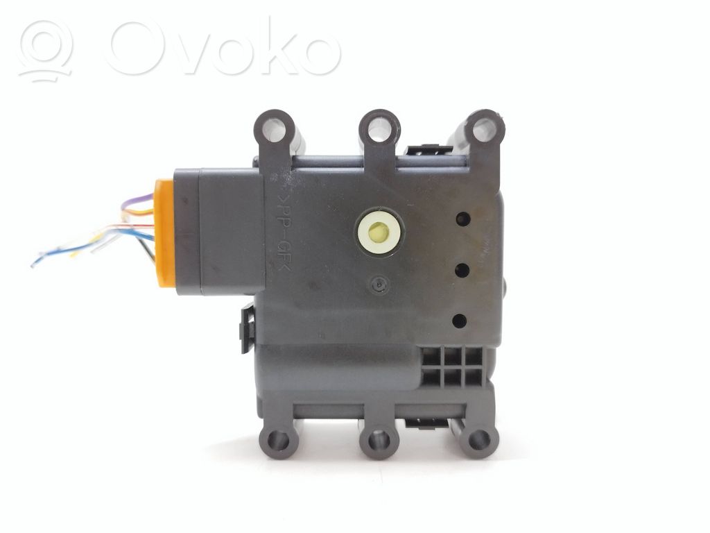Stellmotor Heizung Klima   8213I